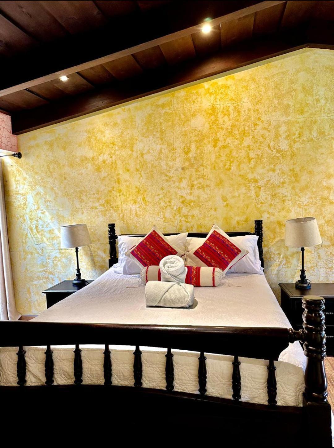 Casa Mia Hotel アンティグア・グアテマラ エクステリア 写真
