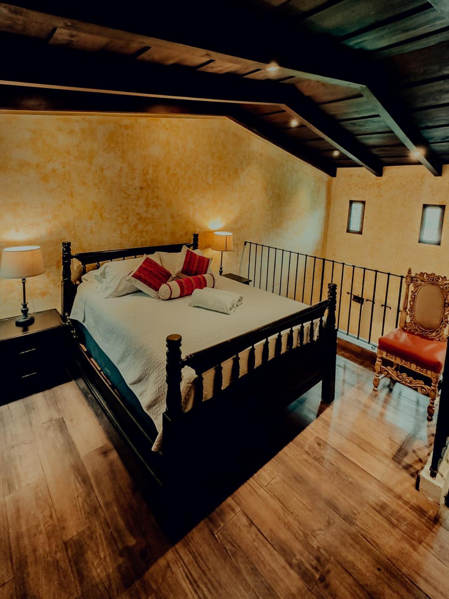 Casa Mia Hotel アンティグア・グアテマラ エクステリア 写真