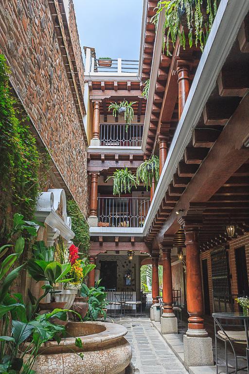 Casa Mia Hotel アンティグア・グアテマラ エクステリア 写真